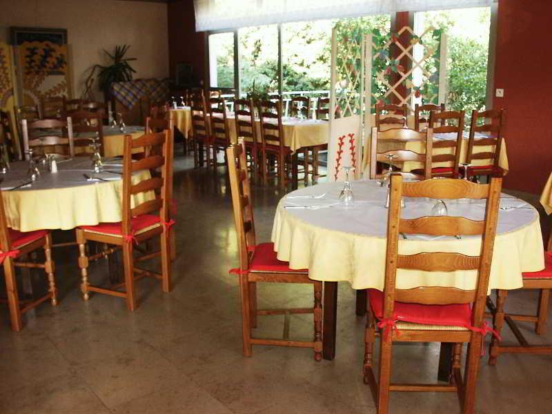 Hotel La Scala Pithiviers Kültér fotó