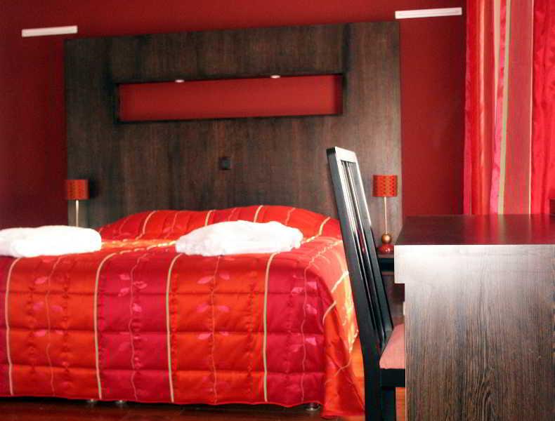 Hotel La Scala Pithiviers Kültér fotó