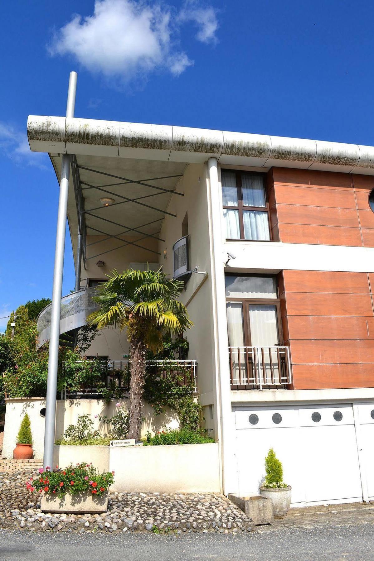 Hotel La Scala Pithiviers Kültér fotó