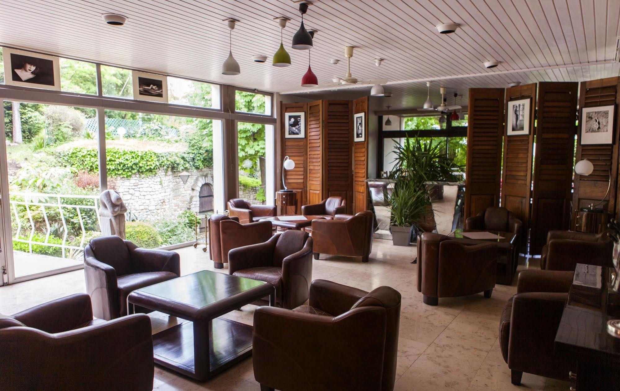 Hotel La Scala Pithiviers Kültér fotó