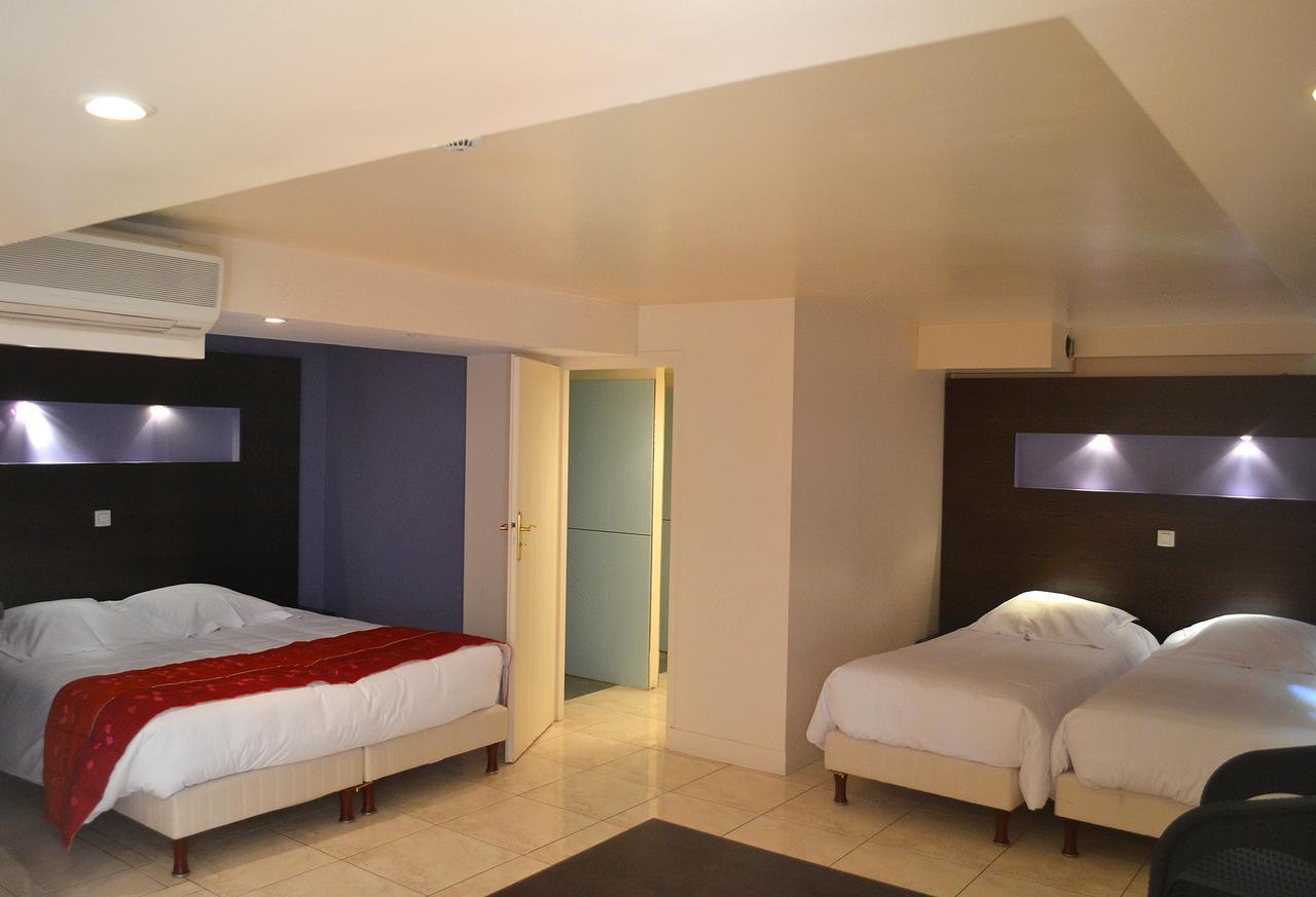 Hotel La Scala Pithiviers Kültér fotó