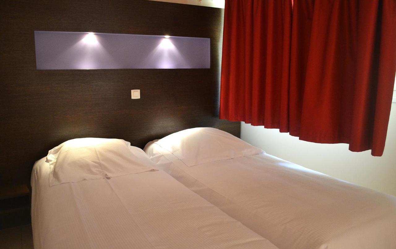 Hotel La Scala Pithiviers Kültér fotó